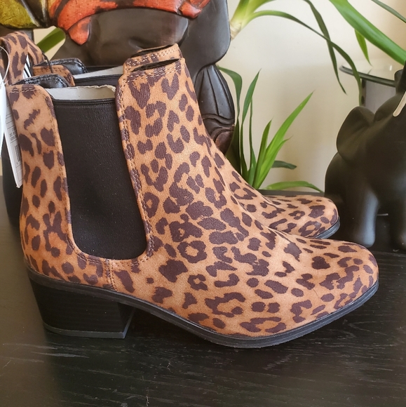 Ankle Booties - Picture 1 of 3